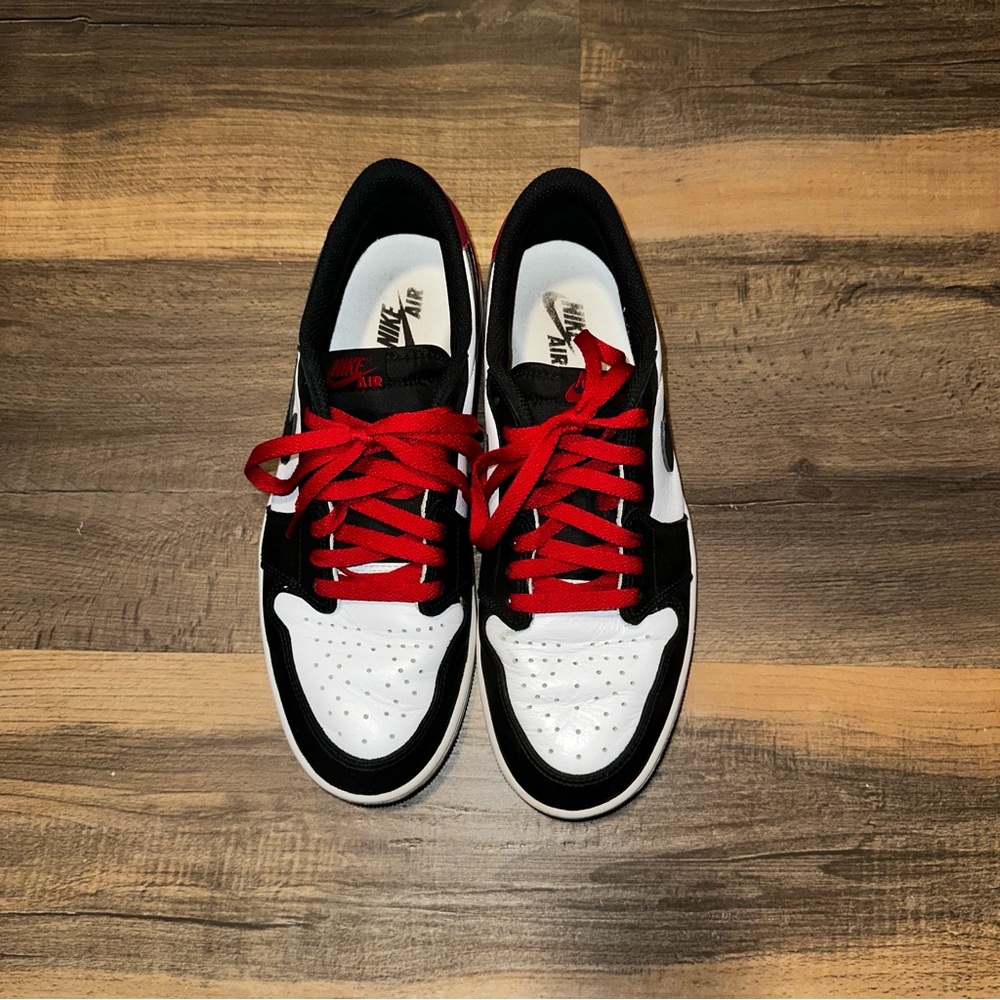 Jordan 1 Low Black Toe